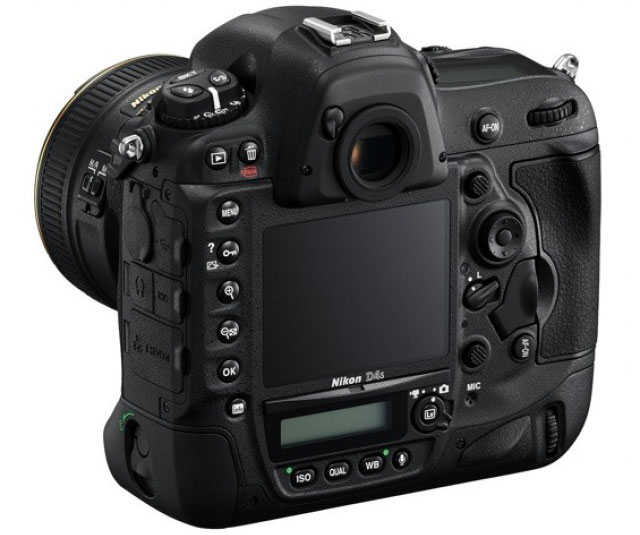 Nikon ������������ ����������� ���������� ������ D4S ������� FX
