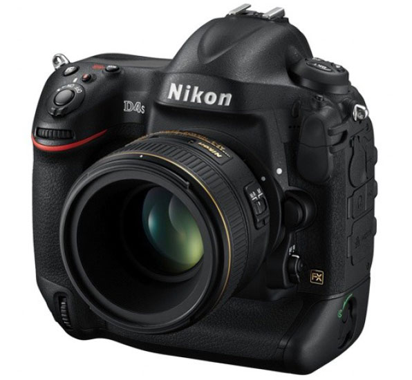 Nikon ������������ ����������� ���������� ������ D4S ������� FX