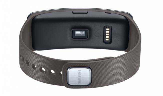 Gear_Fit_Grey_03