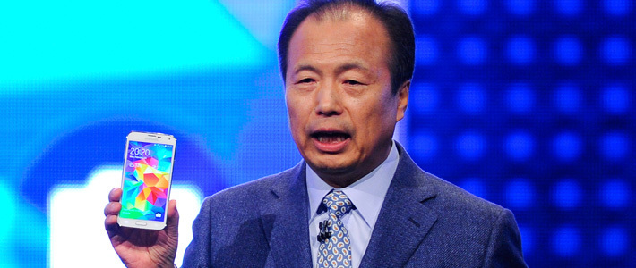 Руководитель мобильного подразделения Samsung зарабатывает больше главы Apple