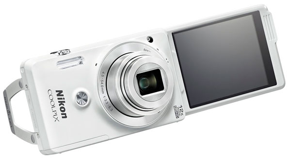 Nikon Coolpix S6900