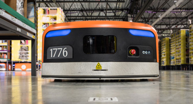 Роботы Kiva активно используются на складах Amazon для повышения эффективности