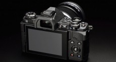 E-M5MarkII_BLK_back_dial.0