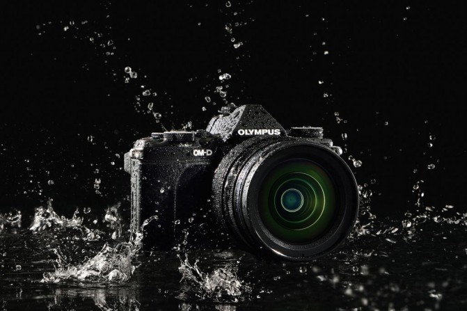 E-M5MarkII_BLK_M1240_BLK_splashproof.0.0