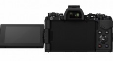 E-M5MarkII_BLK_back_LCD-180_backside_tilt-low_M14-150-2_BLK.0