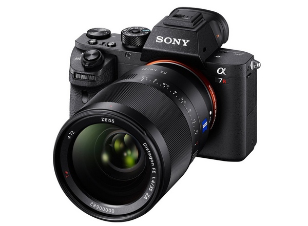 Sony Alpha A7R II