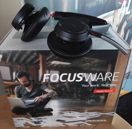 Plantronics Voyager Focus UC