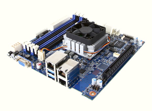 ��������� Mini-ITX ����� Gigabyte MB10-DS1