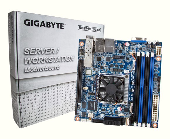 ��������� Mini-ITX ����� Gigabyte MB10-DS3
