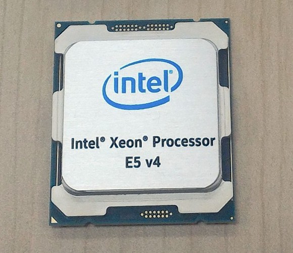 ����� ���������� Intel Xeon E5 v4 ��� �������� � ���������� ����������